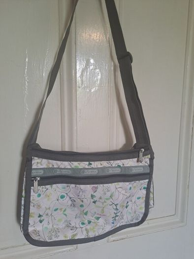 Lesportsac bag
