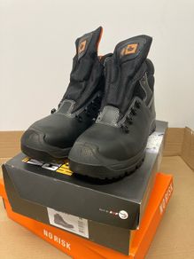 Safety Boots Size 44 Brand New