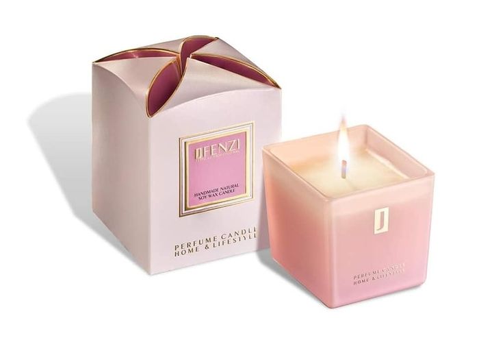 Breathtaking Radiant Scent Of Pure Femininity  Available Immediately