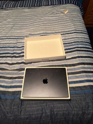 MacBook Air m5 13" (2025)
