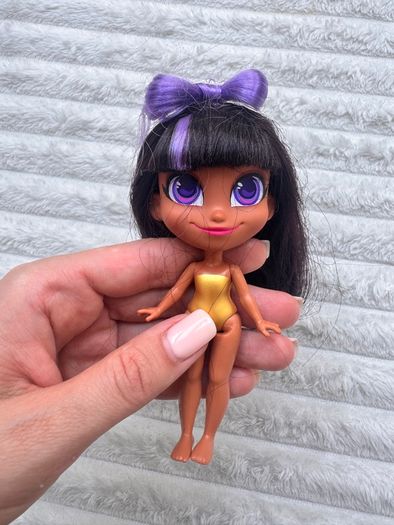 Hairdorables Global Skylar Series 2 approx. 12 cm. Used Please see photos