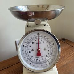 Hanson Vintage style kitchen scales