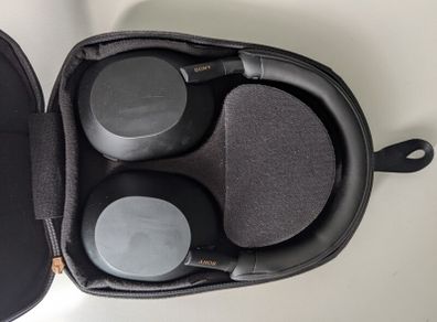 Sony Wh-1000xm5