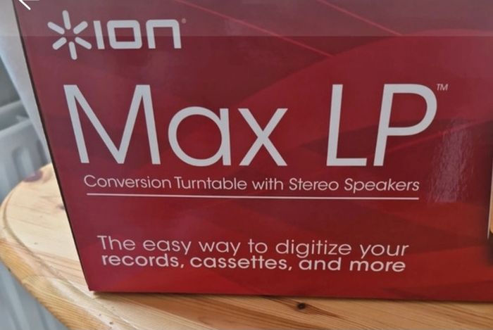 ION Max LP- conversion turntable with Stereo Speakers