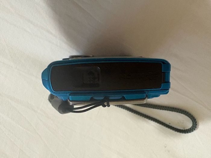 Olympus TG-320 - Waterproof/Shockproof Camera