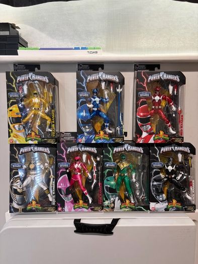 Mighty Morphin Power Rangers Limited Edition Legacy