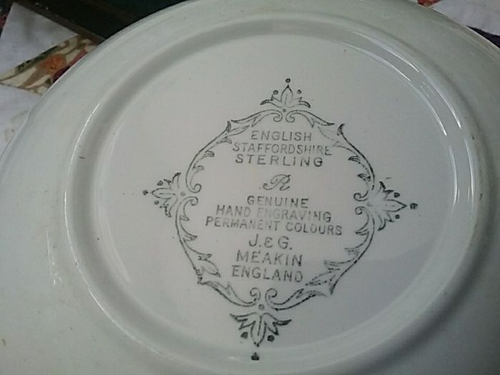 J& G Meakin Renaissance Green Vegetable Bowl