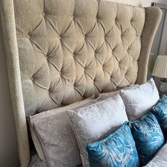 5ft Kingsize Headboard and Blanket box