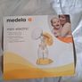 Medela mini electric breast pump Image 7