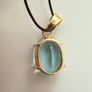 18k gold aquamarine pendant Image 2