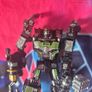 Transformers Legacy United Star Raider Lockdown Deluxe Class Figure Image 2