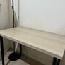desk - 100 cm w x 60 cm L  70cm tall Image 3