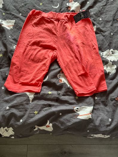 Light orange short
