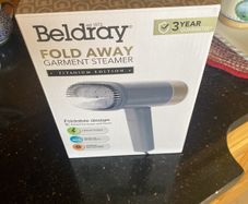 Garment steamer