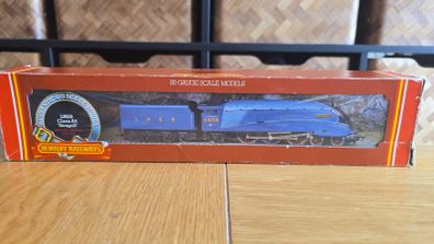 Train model - Hornby LNER A4 Seagull 4902 OO Gauge Locomotive - Boxed