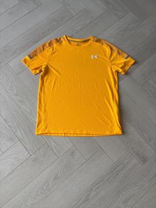 Yellow/orange under armour light t shirt