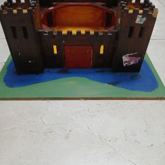 Play Castle