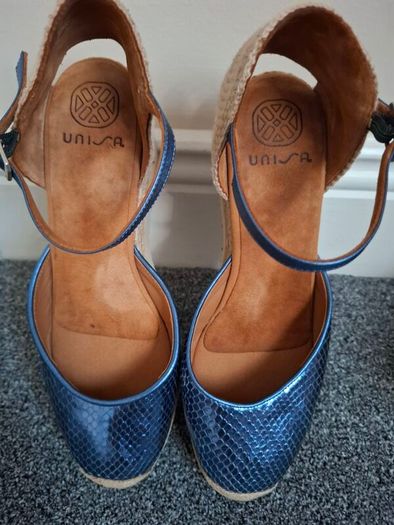 Unisa Espadrilles