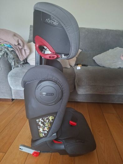 Britax rmer kidfix III S children's car seat