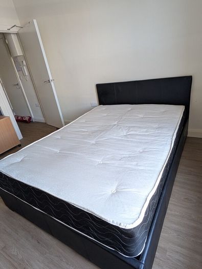 Double bed