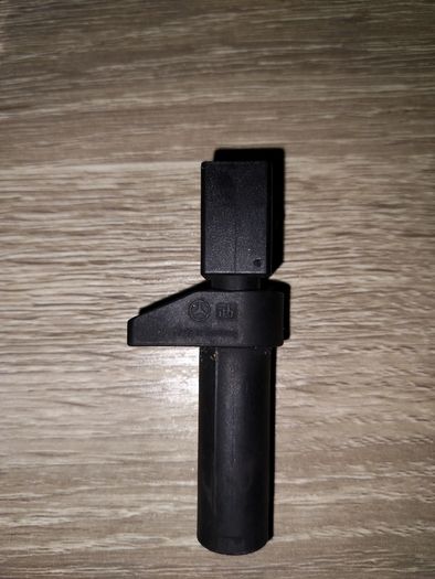 Crankshaft Position Sensor Mercedes M271