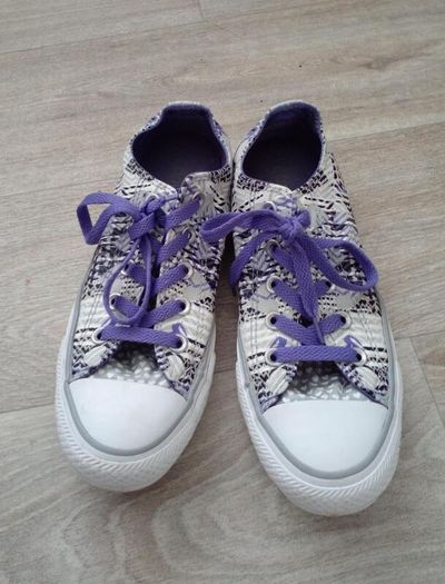 Converse UK 4
