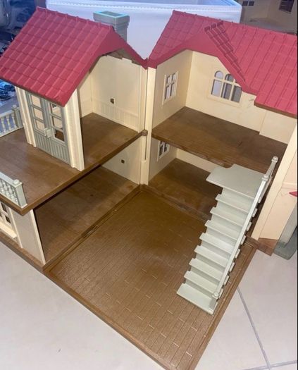 Sylvanian Families Bundle (2 houses + more)