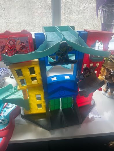 Free toys