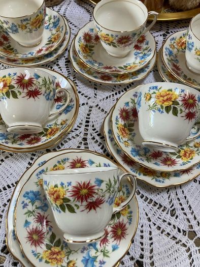 Dushes tea set