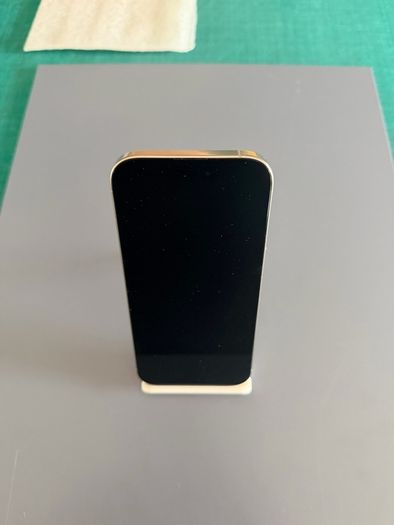iPhone 16 Pro 512gb Mint Condition (Like New)