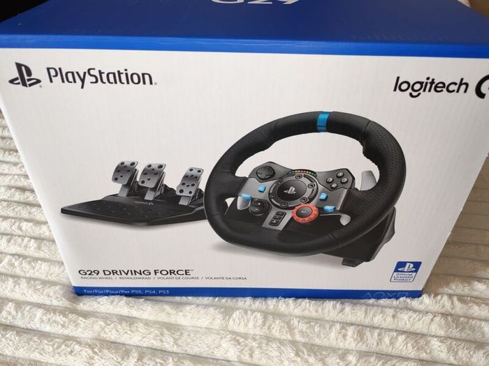 racing wheel and steering wheel