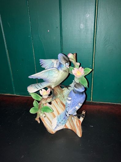 figurines