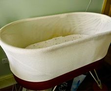 Snoo Bassinet and accessories