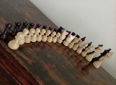 Chessmen Staunton Vintage