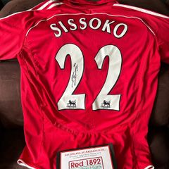 Sissoko signed Liverpool jersey