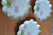 3 decorative serving plates lilac, green and gold