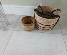 2 baskets