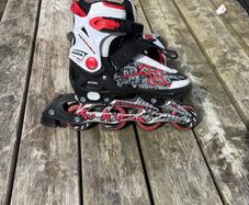 Inline skating boots