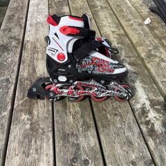 Inline skating boots