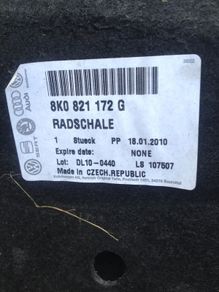 Audi A4 front right fender liner
