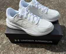 Sneakers Under Armour