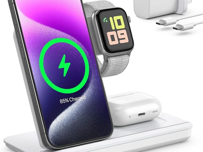 Foldable 3 in 1 Wireless Charging Station for Apple Devices, Wireless Charger Stand with 20W PD Adapter for iPhone 17/16/15/14/13/12/11, Apple Watch & AirPods Charging Dock White