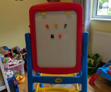 Crayola Easel Chalkboard and Magnetic Whiteboard
