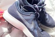 Girls Navy Nike runners - as new