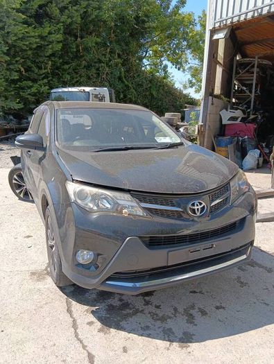 Breaking Toyota rav4 2014 diesel