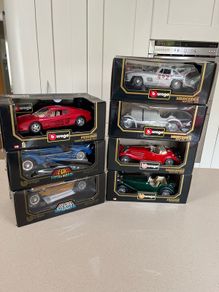 Models Cars Lot 7 + 2 1/18 Burago Mercedes Ferrari Bugatti Juguar Defects