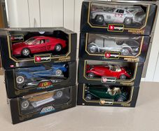 Models Cars Lot 7 + 2 1/18 Burago Mercedes Ferrari Bugatti Juguar Defects