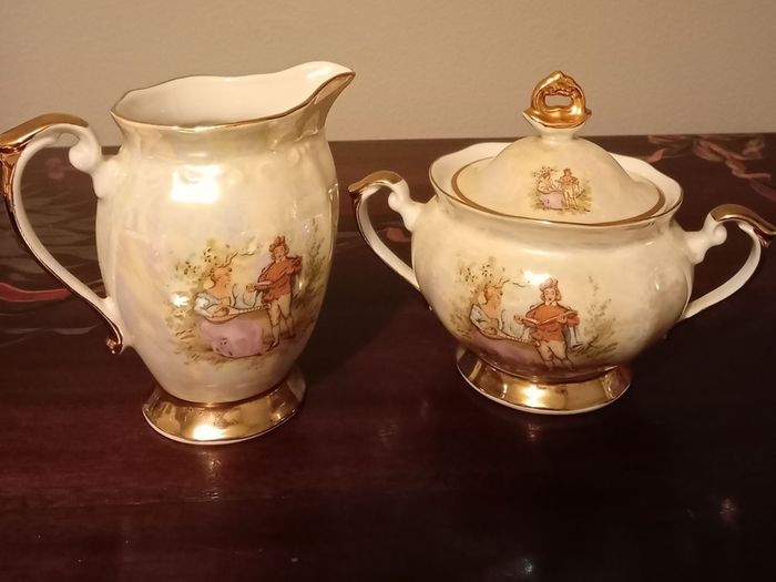 Stunning Vintage Lustre Pearlescent  Tea / Coffee Set. Made In Poland,Chodziez.