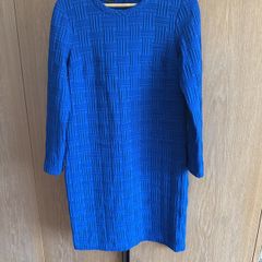 Vanilia knee length blue textured dress with long sleeves, size 38 (10-12)