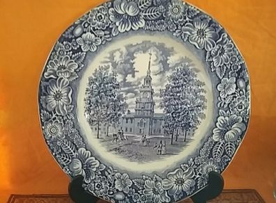 Liberty Blue " Independace Hall" Historical Colonial Scenes Plate